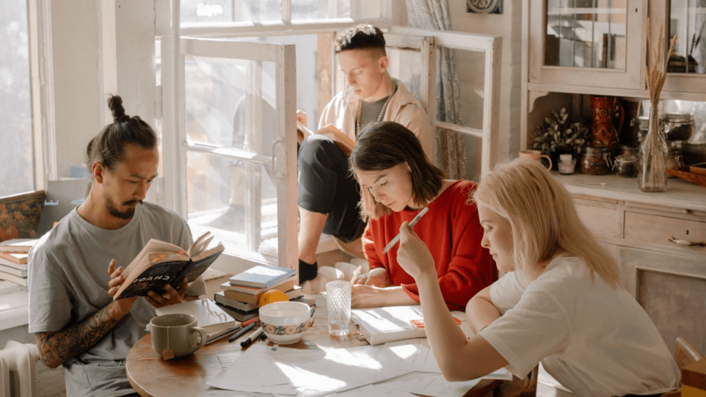 Pourquoi souscrire une assurance location étudiant ?