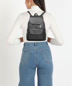 Sac à dos Inaxa noir 16 L, un accessoire élégant et fonctionnel