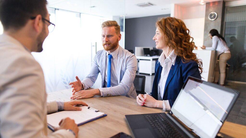 The advantages of going through an insurance broker for your property loan